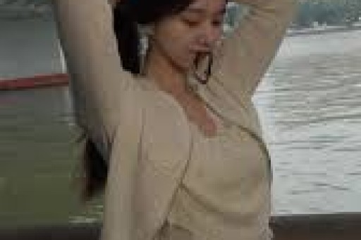 她是B站里的央视女神“黑料”被全网曝光后粉丝却更爱她了？